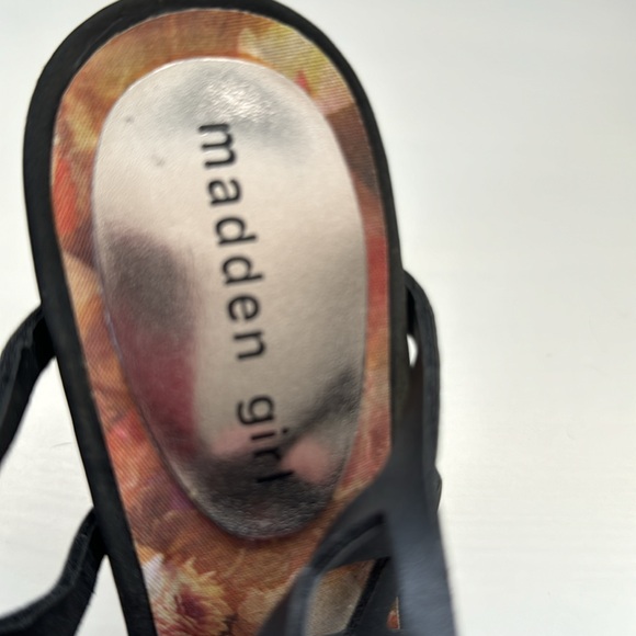 Madden Girl Cage Heels Size 8 - Picture 6 of 10
